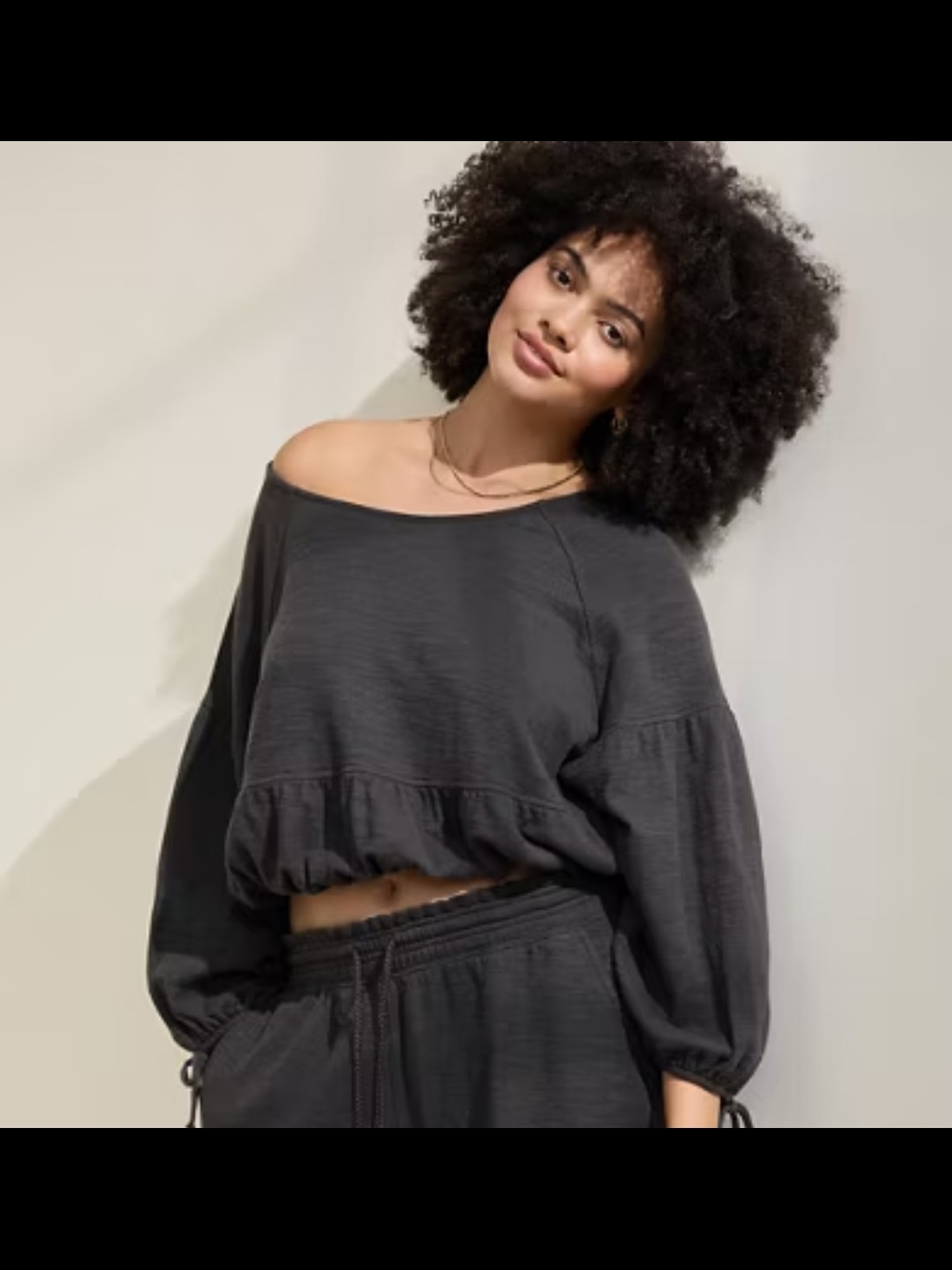 AERIE ENDLESS SUMMER Charcoal Cropped Sweatshirt